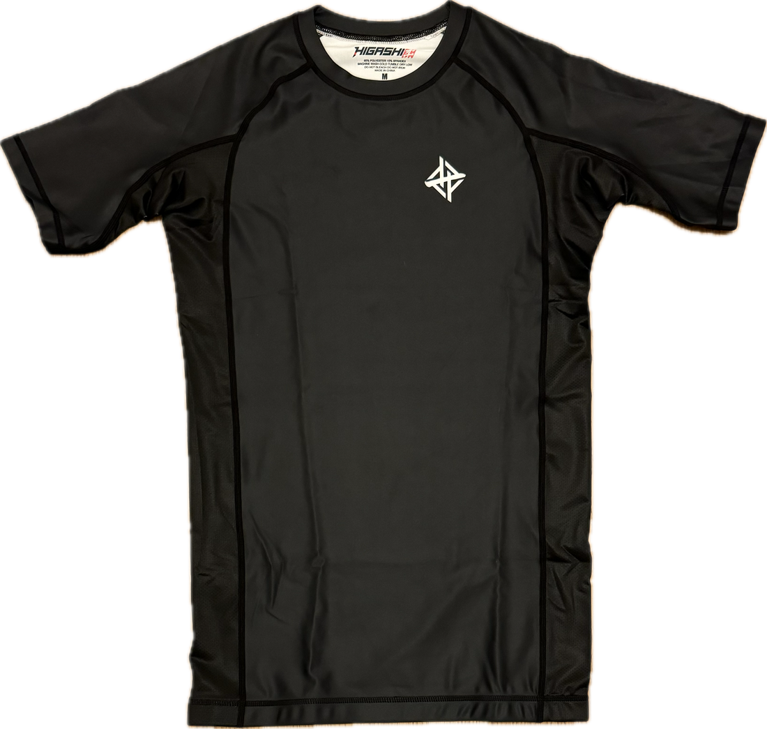 The Higashi Premium Rashguard: Performance, Style, and Durability